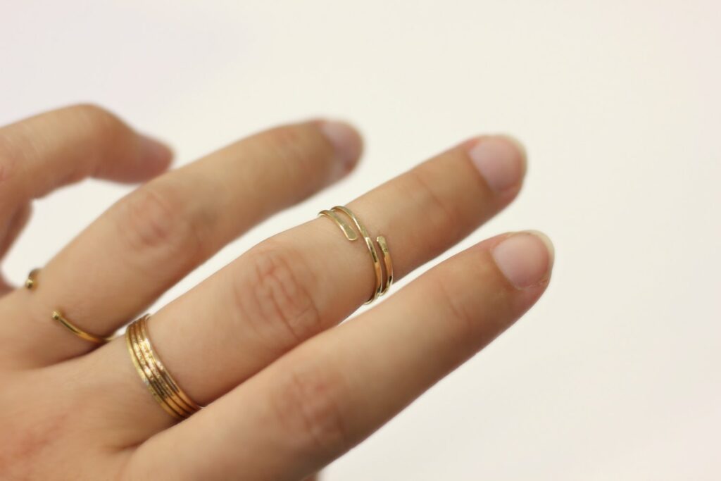 Bague Serpent ajustable - Etapes de fabrication à retrouver sur www.apprendre-la-bijouterie.com