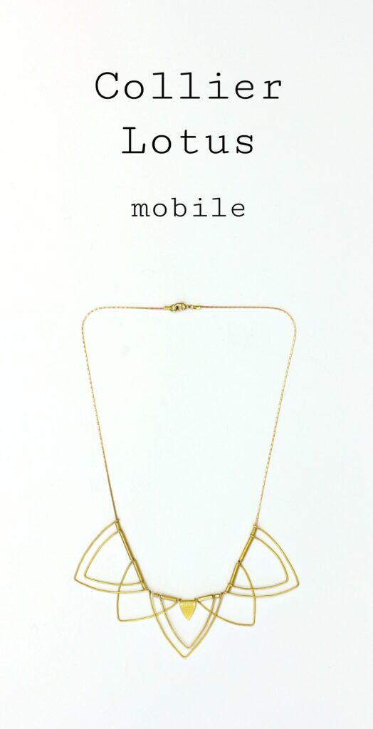 Collier Lotus - Un plastron léger et original dont la fabrication est à retrouver sur www.apprendre-la-bijouterie.com