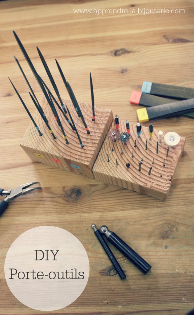 DIY Porte-Outils- Un rangements astucieux pour ranger vos limes, forêts et fraises de bijoutier, à découvrir sur www.apprendre-la-bijouterie.com